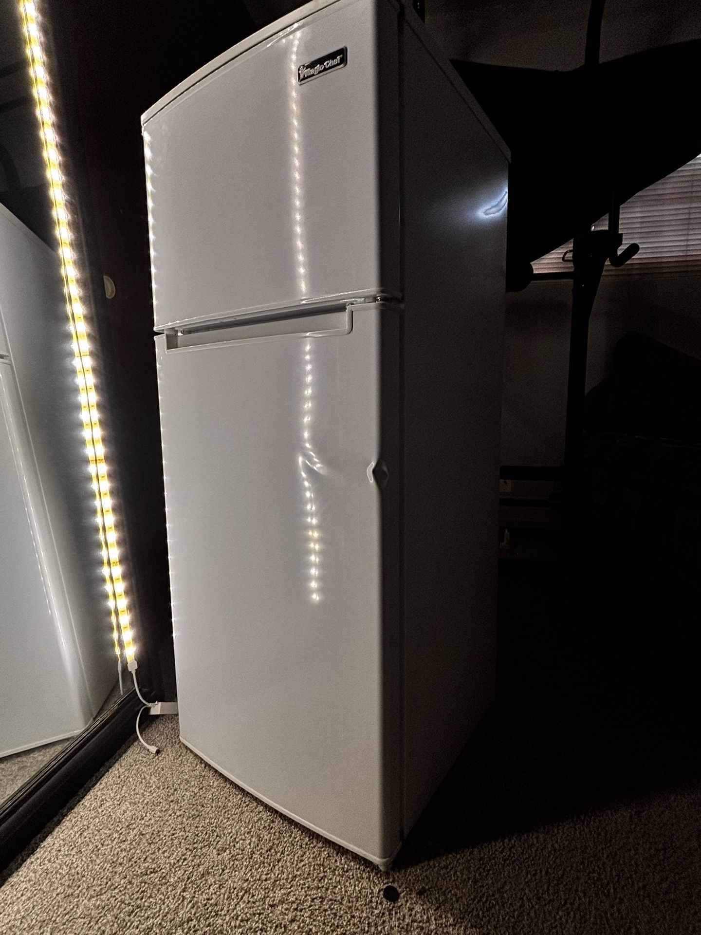 Magic Chef Mini Refrigerator