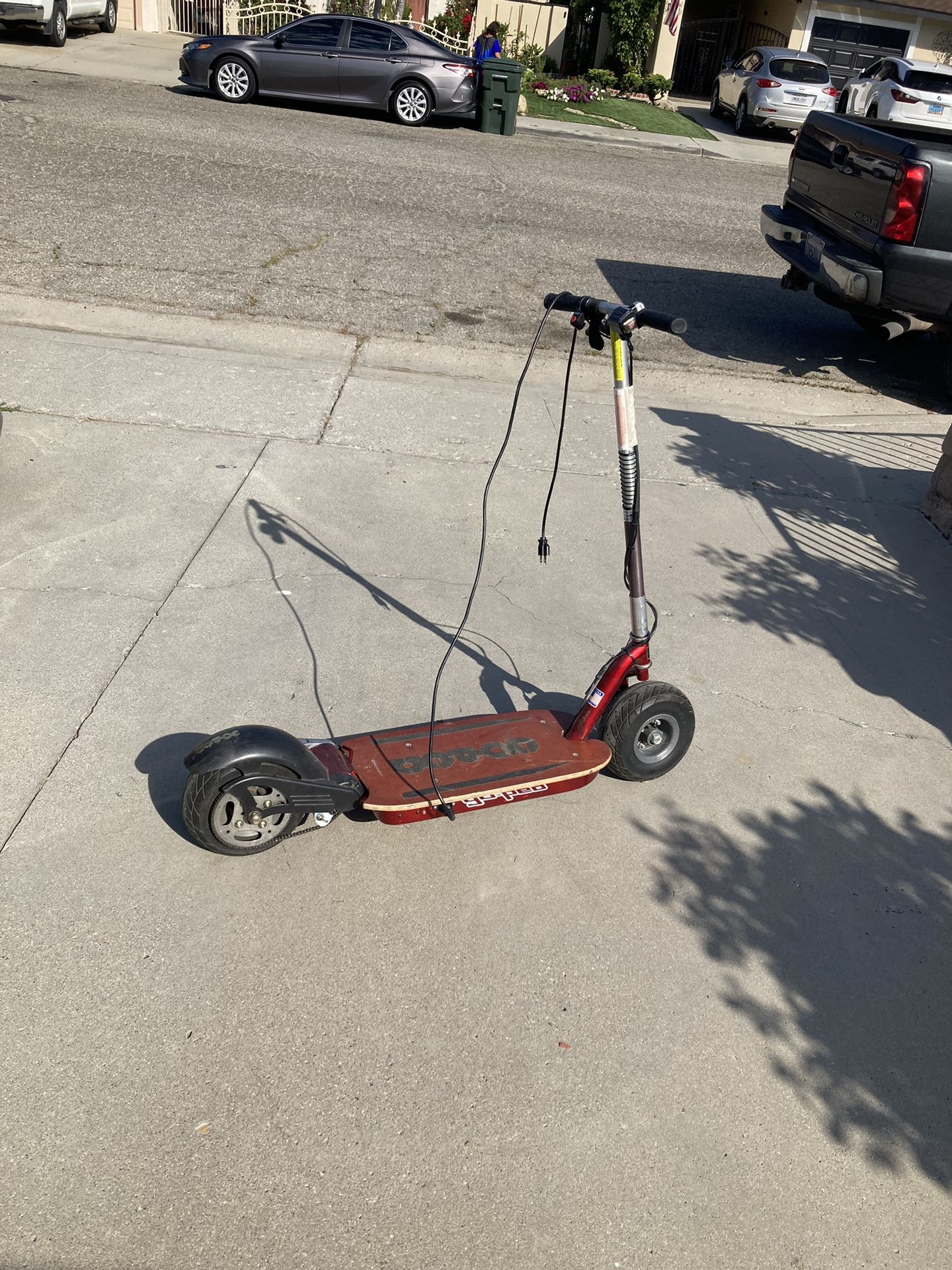 Electric Scooter Go Ped 750 ESR MAKE OFFER