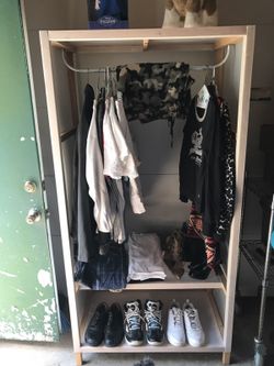 Use men women and girls clothes