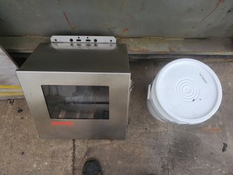 Stainless steel Enclosure with window