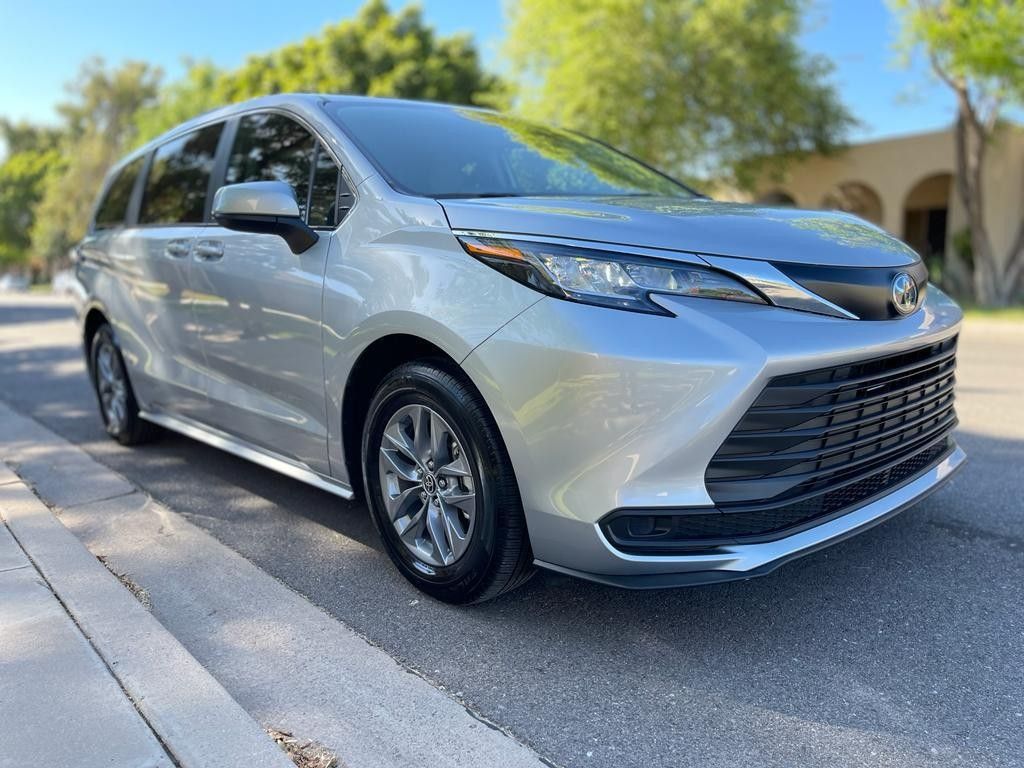 2024 Toyota Sienna