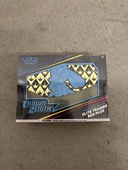 Pokémon Center Crown Zenith Elite Trainer Box
