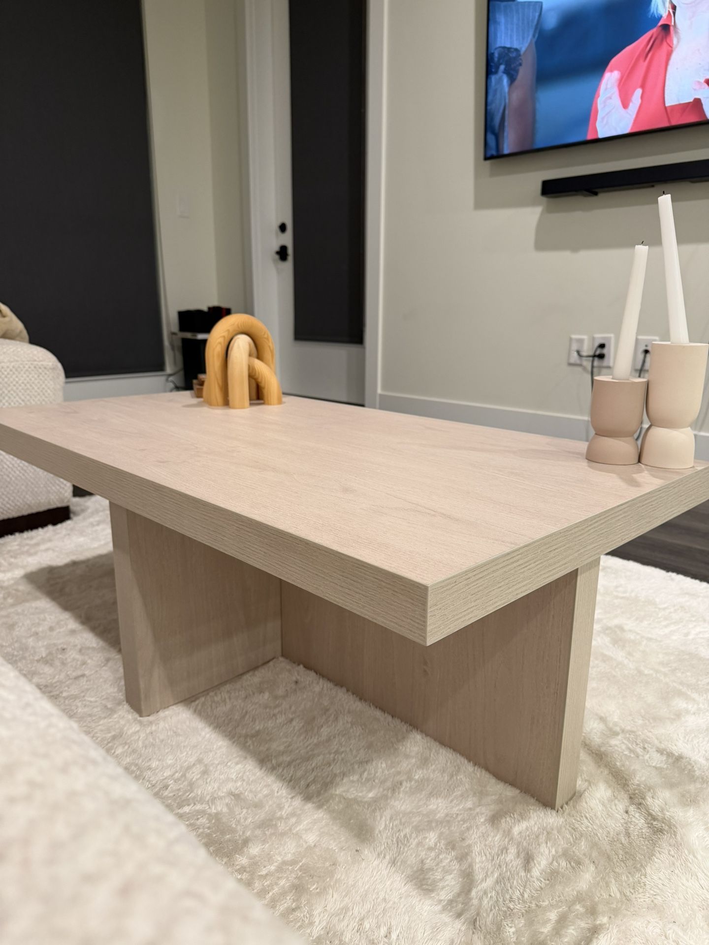 SALE! Selling This Coffee Table + Table Decor