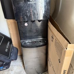 Avalon Bottom Loading Water Dispenser 