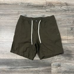 Vuori Ripstop Shorts Mens L/XL 33” 