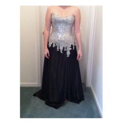 Vintage Jovani size 6 Silk Gown 