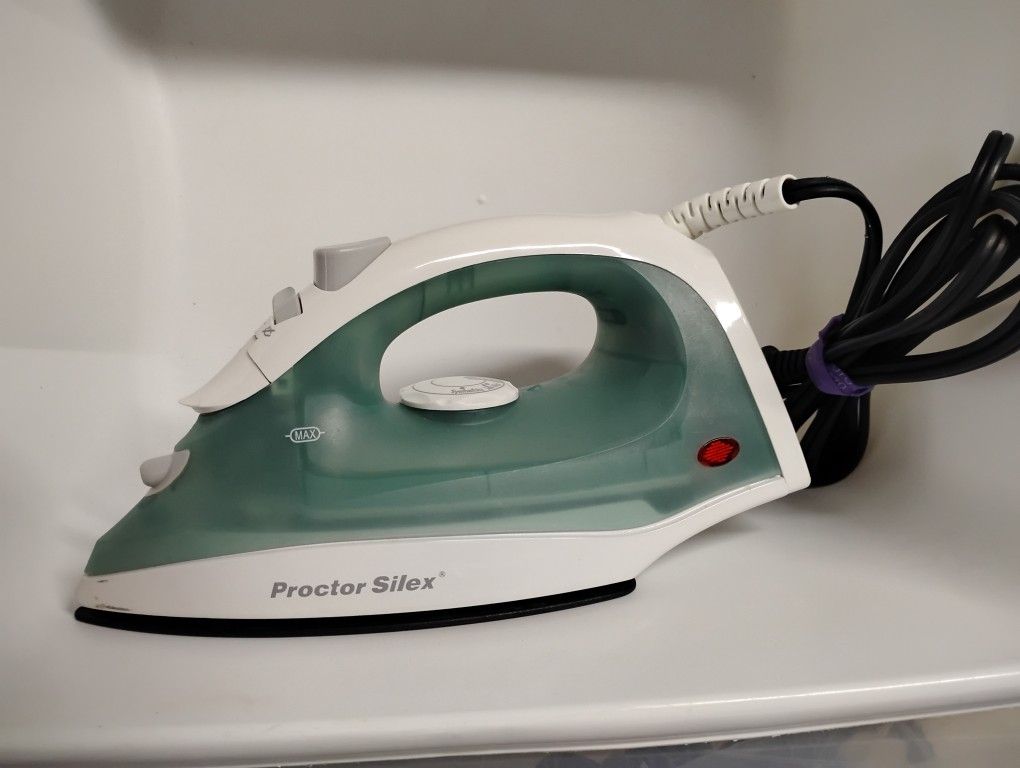Proctor Silex Iron