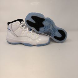 Air Jordan 11 Retro “Legend Blue / Columbia” (GS) – Size 5.5Y – BRAND NEW