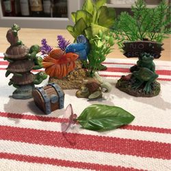 Fish Tank Toys