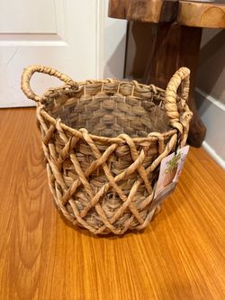 Wicker basket