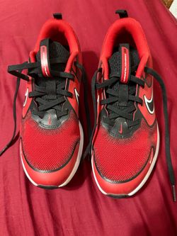 Nike Cosmic Runner Sneakers Red Black