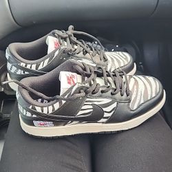 Nike Dunk Low SB x Quartersnacks Little Debbie’s Zebra Cakes 2021
