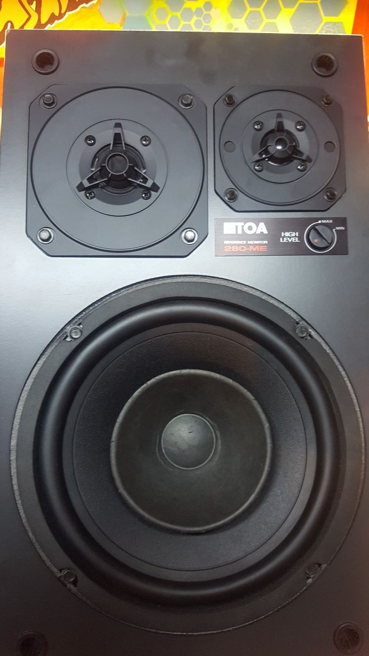 スピーカー・ウーファー speaker system model 280-ME-AV TOA-280-ME-AV Reference Monitors For Sale - Canuck Audio Mart