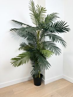 Artificial Areca Palm Tree - Tall Faux Plant in Black Pot