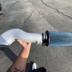 BBK COLD AIR INTAKE / V8 4.6 V8 Mustang Gt / Bullet 05/09