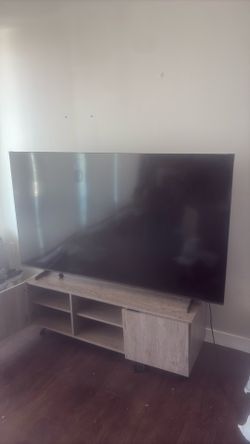 75 inch TV (pick up only)