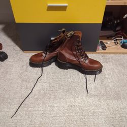 Perfect quality women's leather boots 