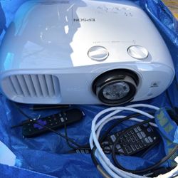 Epson Home Theater Projector (HD) w/ Ceiling Mount & Accessories 