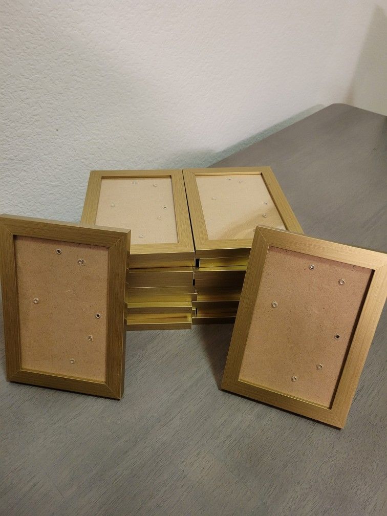  4x6 Gold Photo Frames (20)