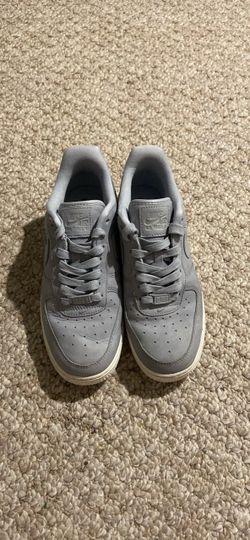 Nike Air Force 1 Low premium (wolf grey) size 8