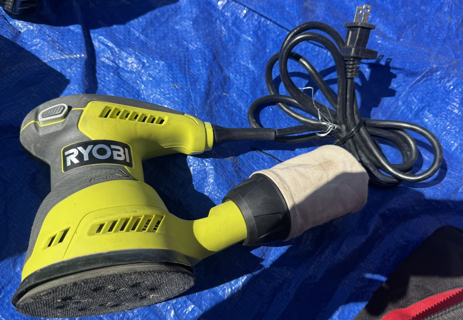 RYOBI 2.6 Amp Corded 5 in. Random Orbital Sander