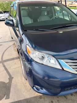 2011 Toyota Sienna