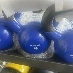 New Kettlebell Set A 20 Pounder 15 Pounder And 10 Pounder