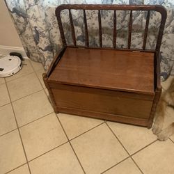 1990’s Vintage Wooden Toy Box 
