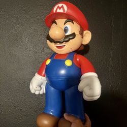 Super Mario