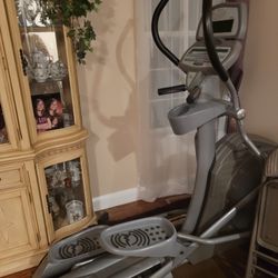 Freemotion Eliptical Trainer Cardio Machine