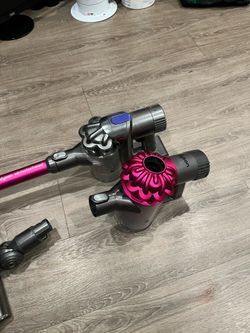 Dyson Vacuums for fix or parts
