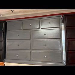 9 Drawer Dresser