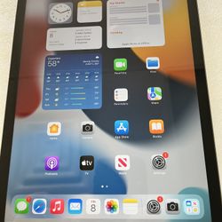 iPad 7th Generation WiFi 32GB Good Condition Unlocked 