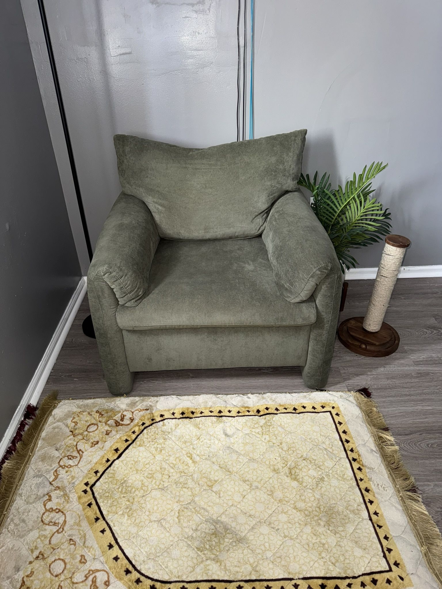 Chenille Oversized Armchair Modern Large Chair Green 34” Wide Single Sofa Discount
