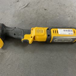 Dewalt Flashlight