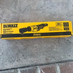 Dewalt  12-volt Max Variable Speed Brushless 3/8-in Drive Cordless Ratchet Wrench