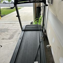 Treadmill 
