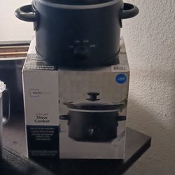 Mainstays Slow Cooker $5