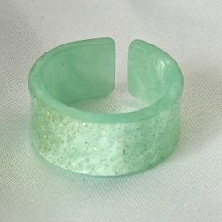 Green Glitter Ring, Size 7