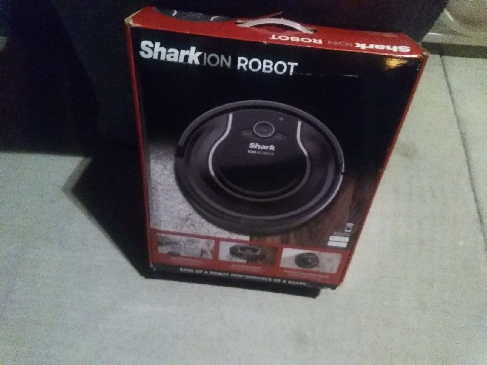 Shark robot vacuum