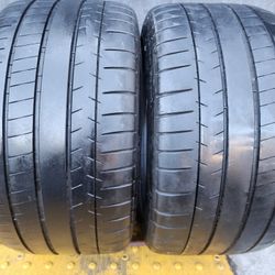 2 USED TIRES MICHELIN 305/35/19