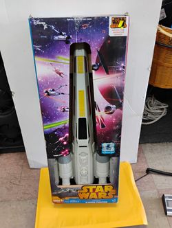 Star Wars Hero Series X-Wing Fighter Vehicle