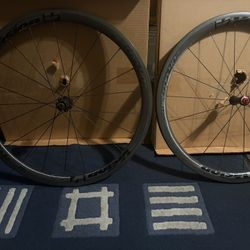 VISION METRON 40 AERO CARBON FIBER ROAD CYCLING BIKE WHEEL SET CLINCHER LTD 11SP