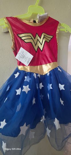 Costume