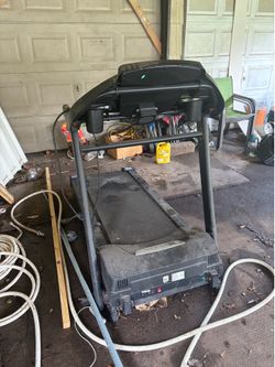 treadmill (pick up only)