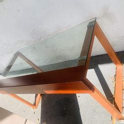 Dresser and desk free