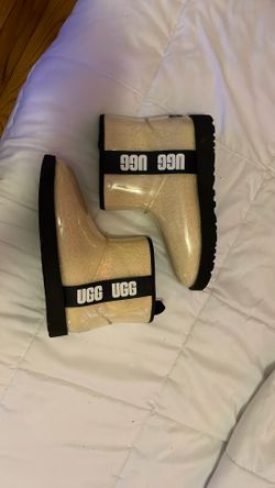 Clear fur Uggs 