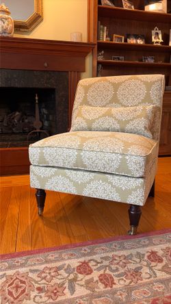 2 Green Slipper Chairs