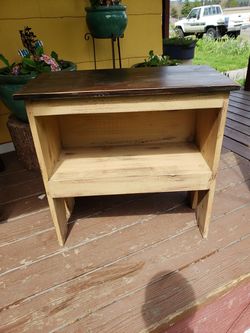 Table top book shelf