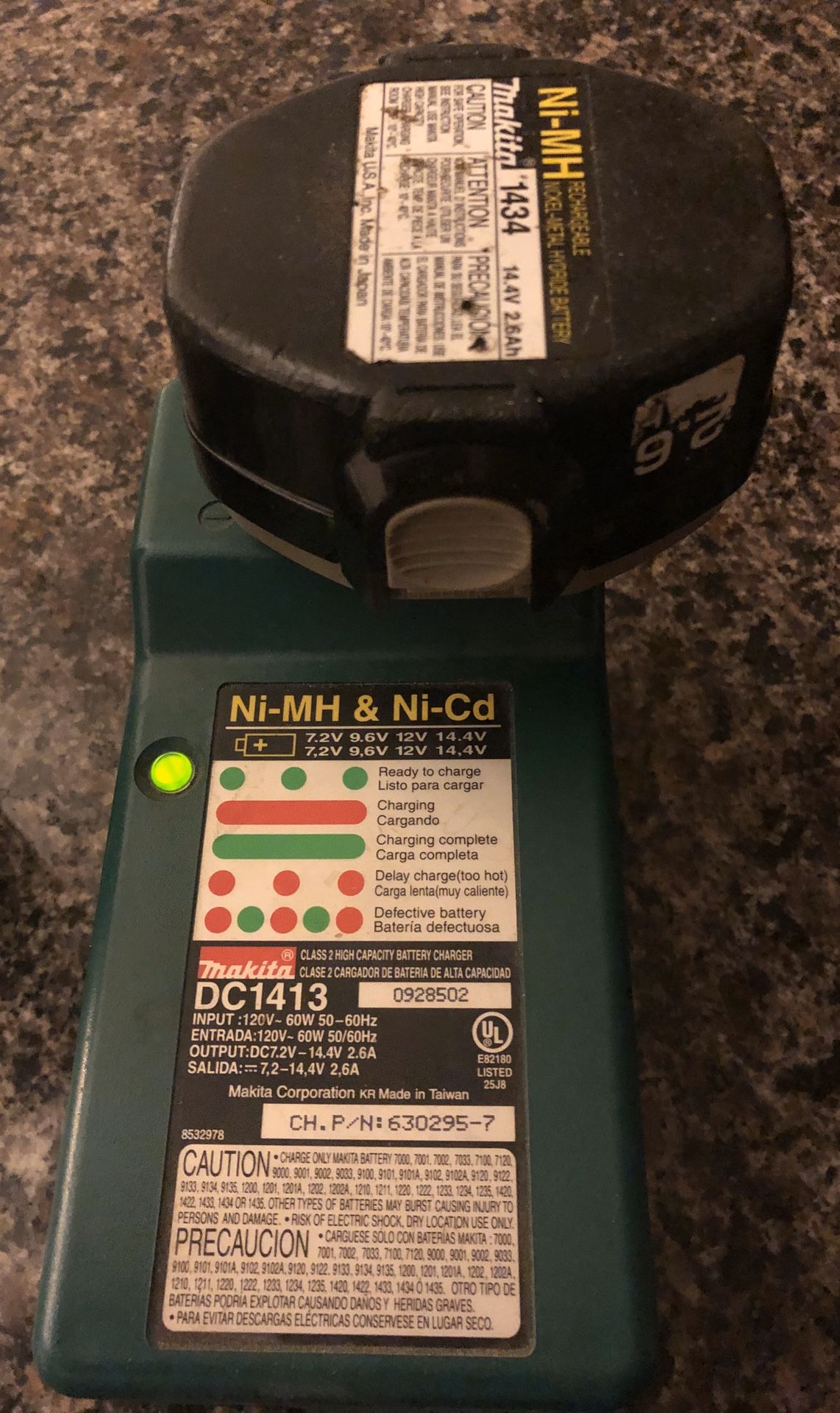 Makita 14.4 Drill, Battery, & Charger